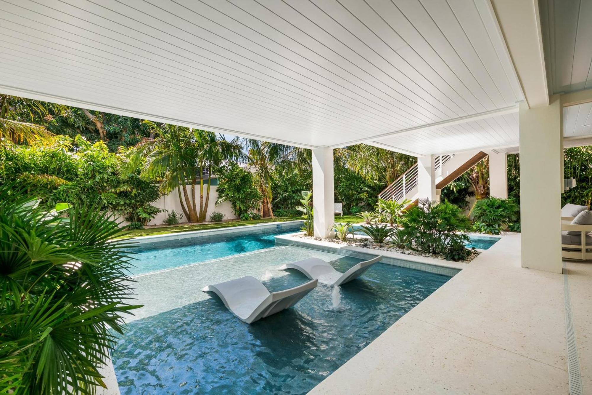 Sweet Caroline Villa Anna Maria Exterior photo